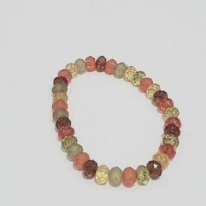 Multicolor Beaded Stretch Bracelet. 🌴
